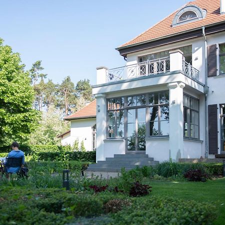 Herrenhaus Roeddelin Templin Exterior photo